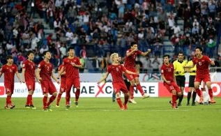 韩国队掀亚洲杯风暴！战胜强敌傲视群雄