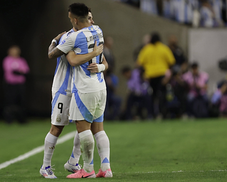 劳塔罗5球称霸美洲杯射手榜，创造阿根廷新历史