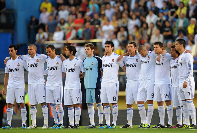 銀河戰(zhàn)艦歐冠征途：逆境中綻放光芒