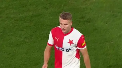 布拉格斯拉維亞：歐冠賽場的逆襲逐夢之旅